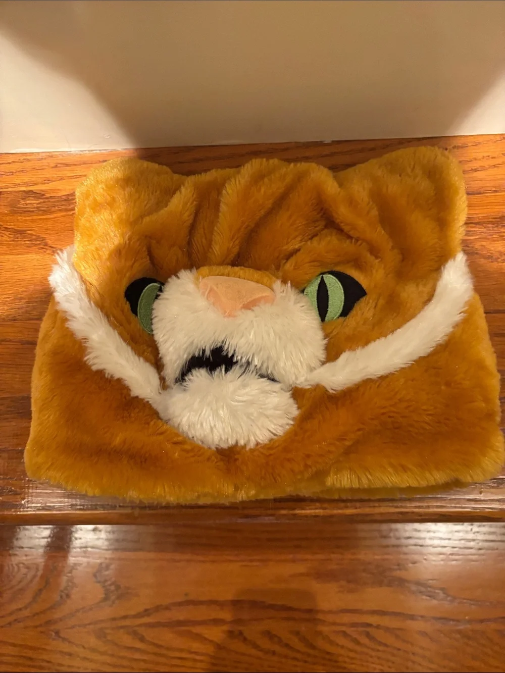 UK hat barely worn